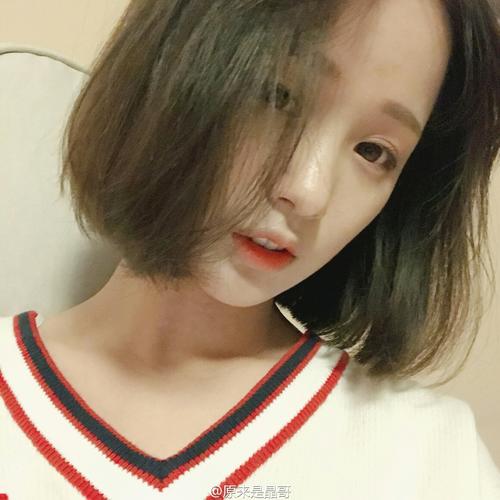 快手晶哥哥17秒热吻