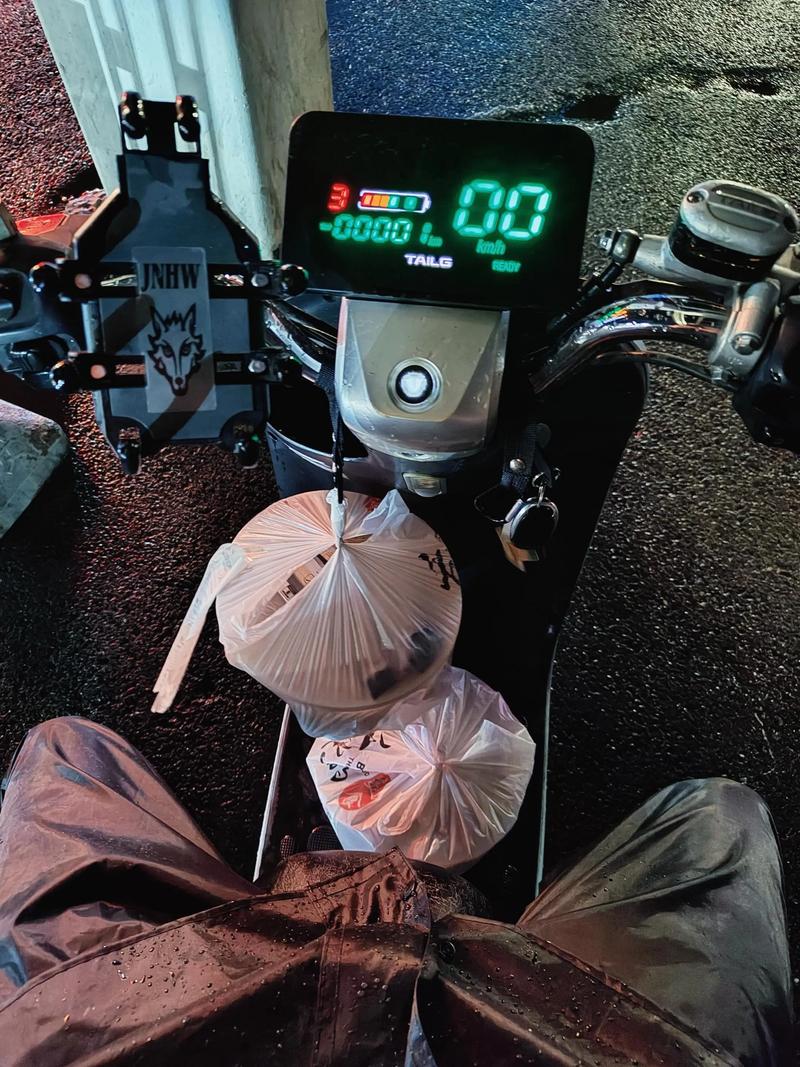 快手送外卖没在家视频