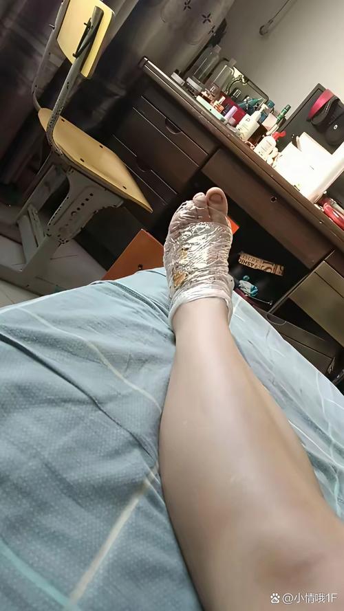 快手里谁见过断腿女孩