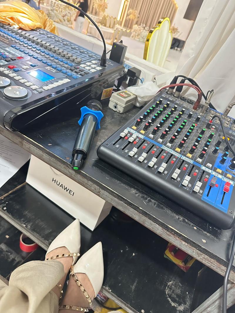 快手喊麦设备怎么摆放