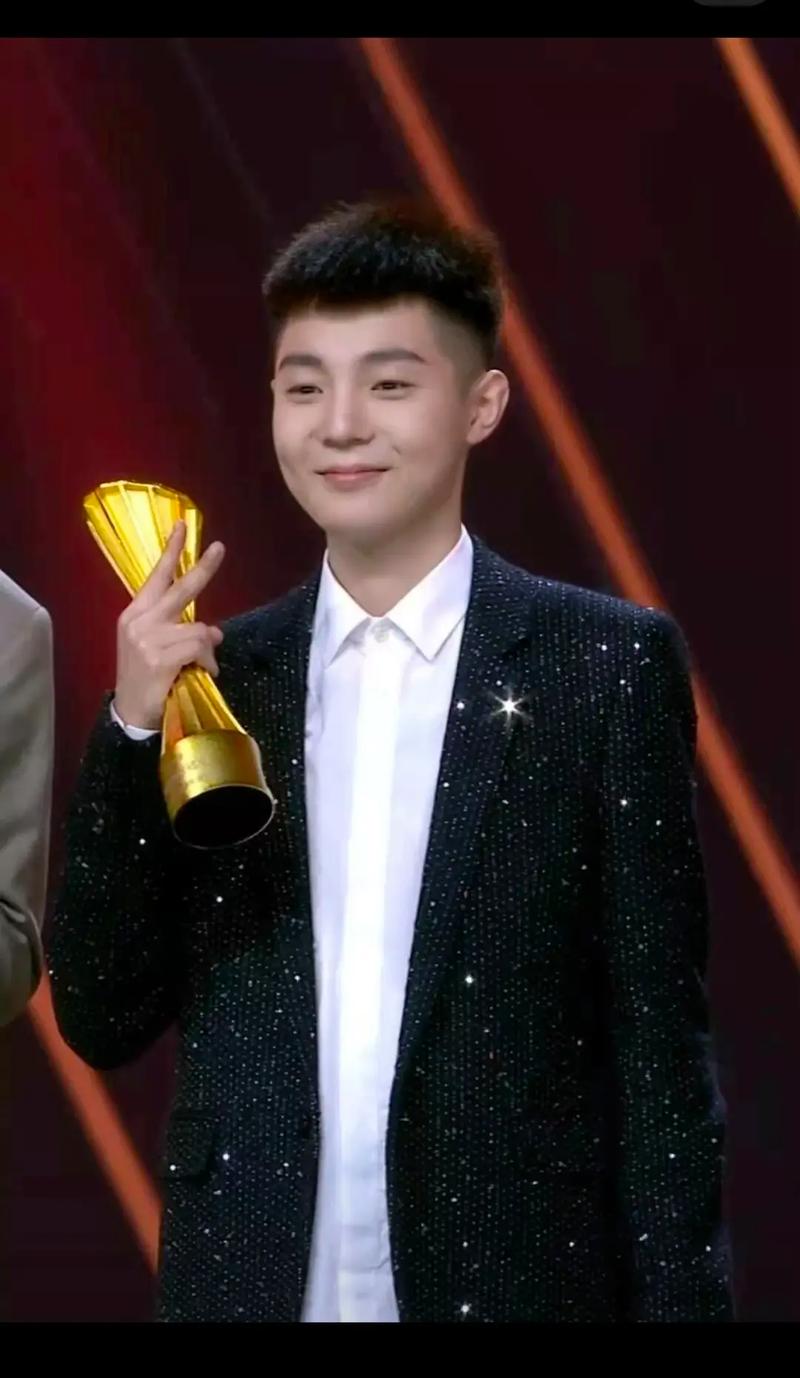 快手红人高迪家庭背景