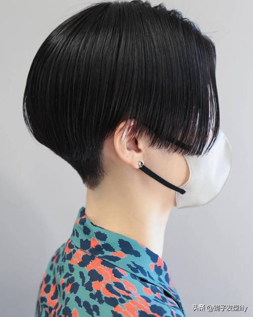 抖音同款发型女前短后长