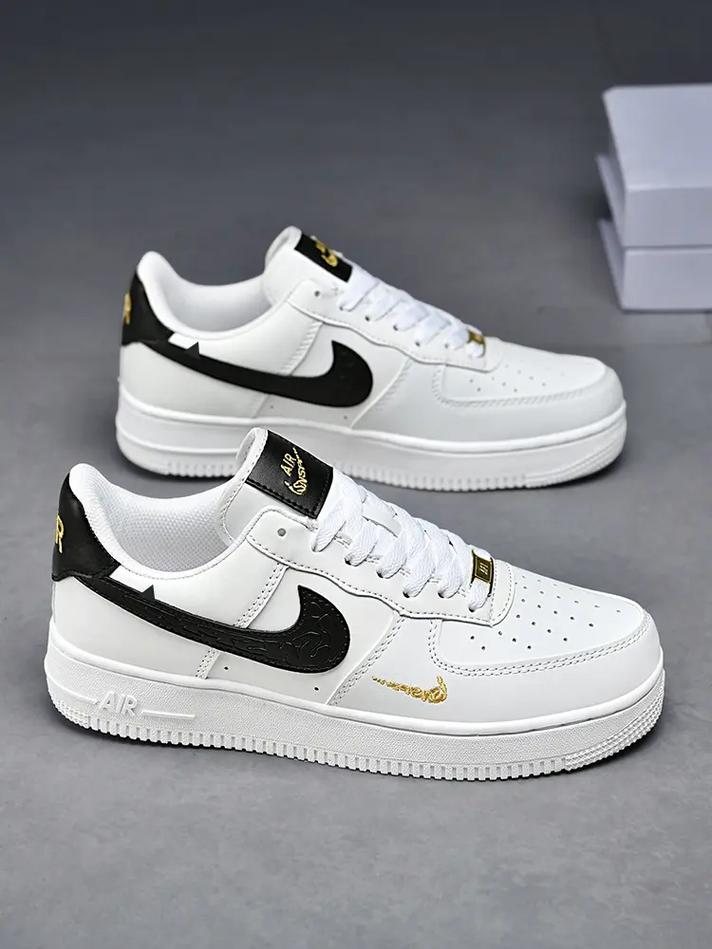 抖音 小白鞋 什么牌子