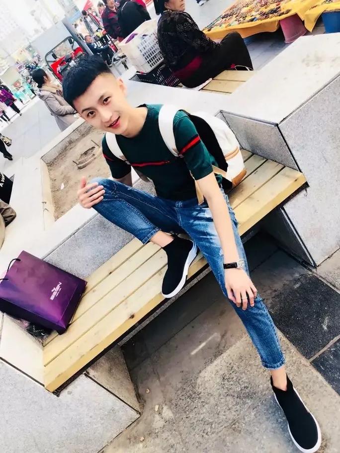 快手精神小伙图片大全