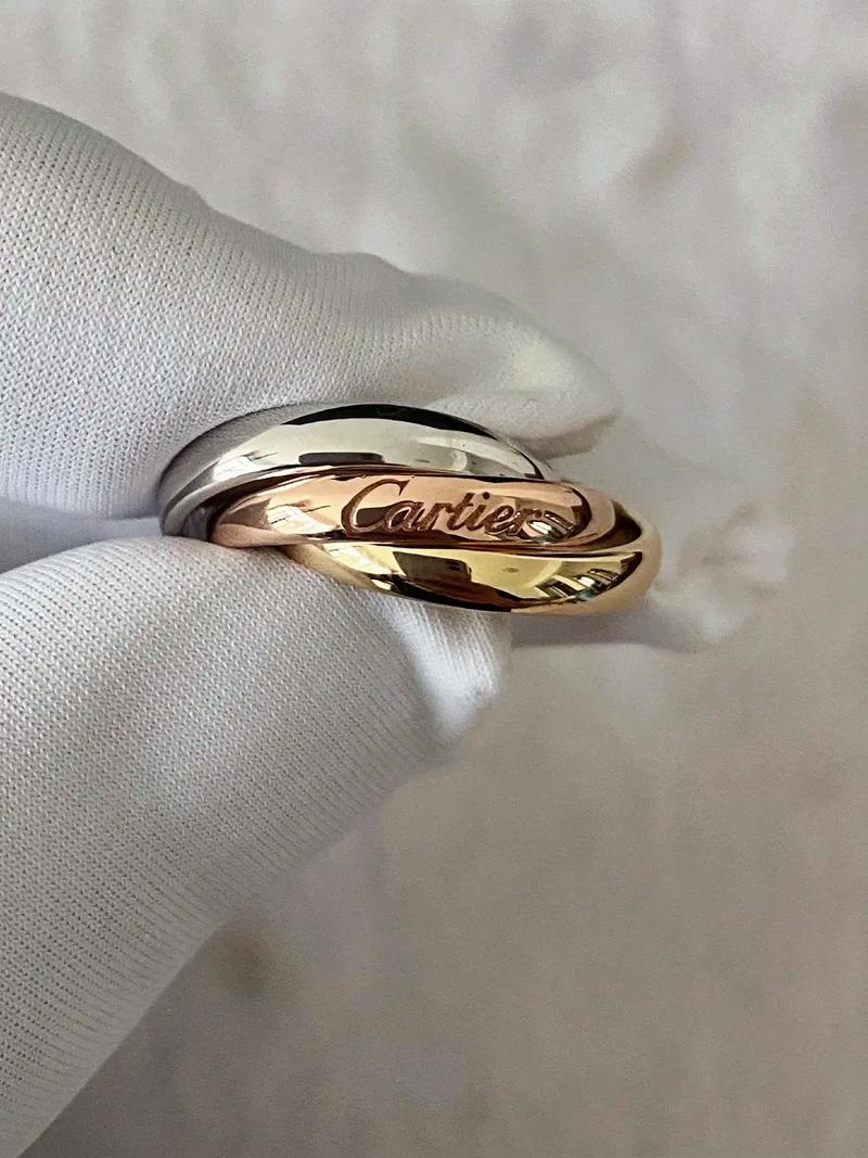 抖音里一个指环三个尖