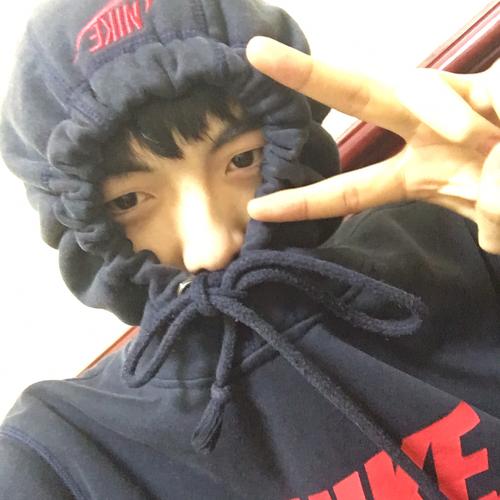 快手红人黑猫大人资料