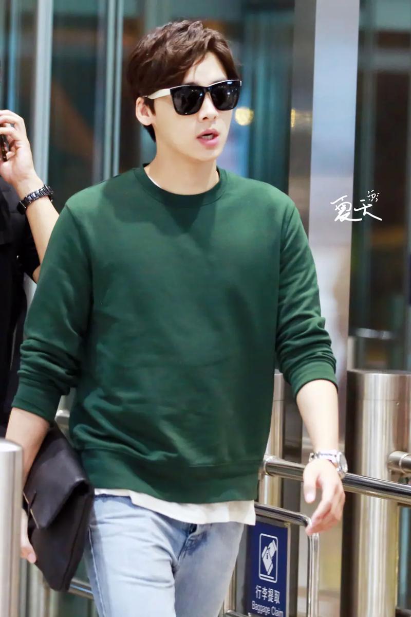 抖音林书豪李易峰衣服