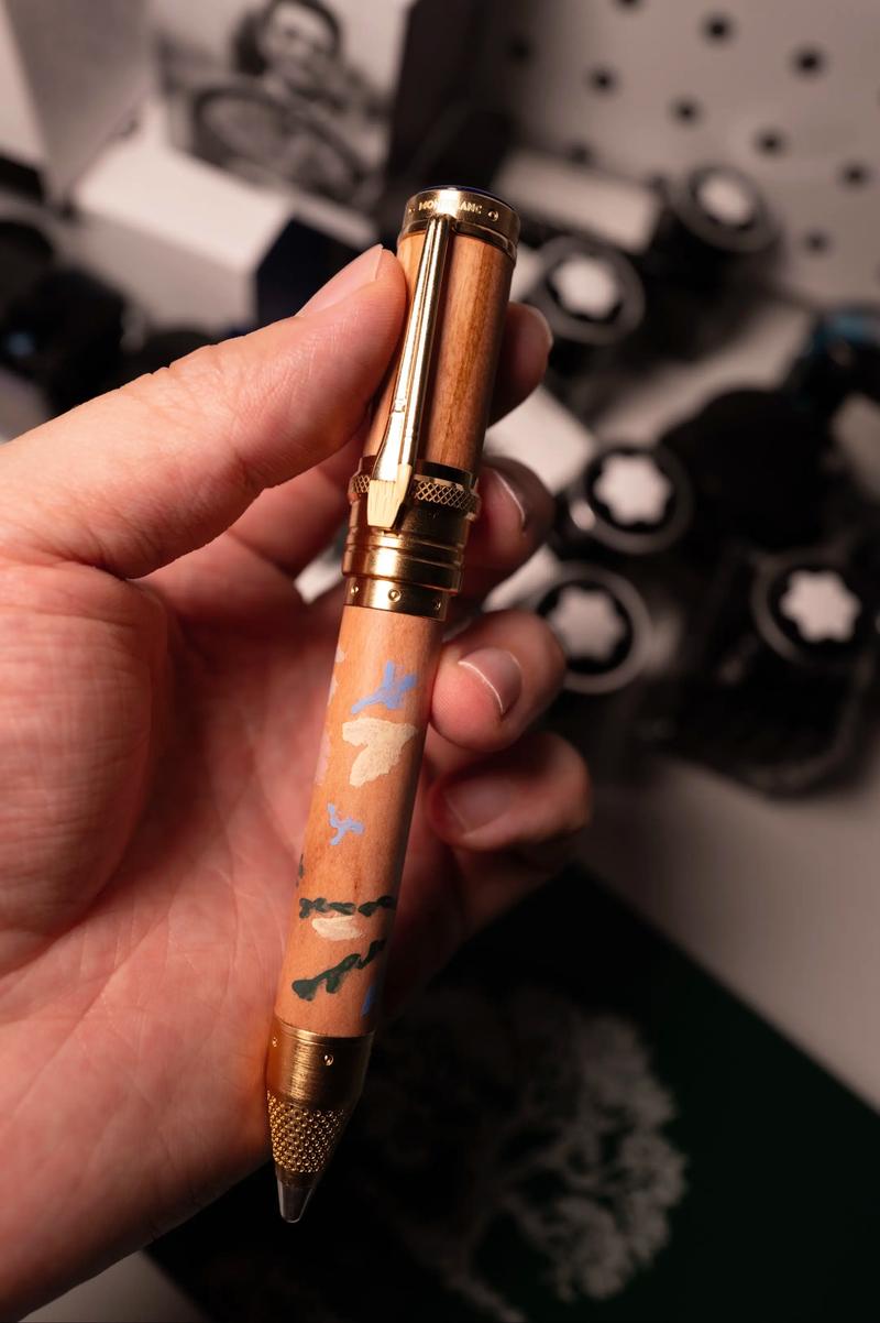 抖音六芒星无线充电器