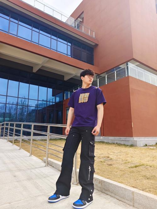 抖音闺蜜反转背带裤男