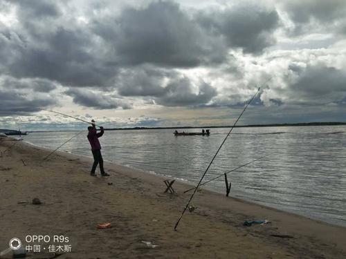 快手佳木斯几点看得多