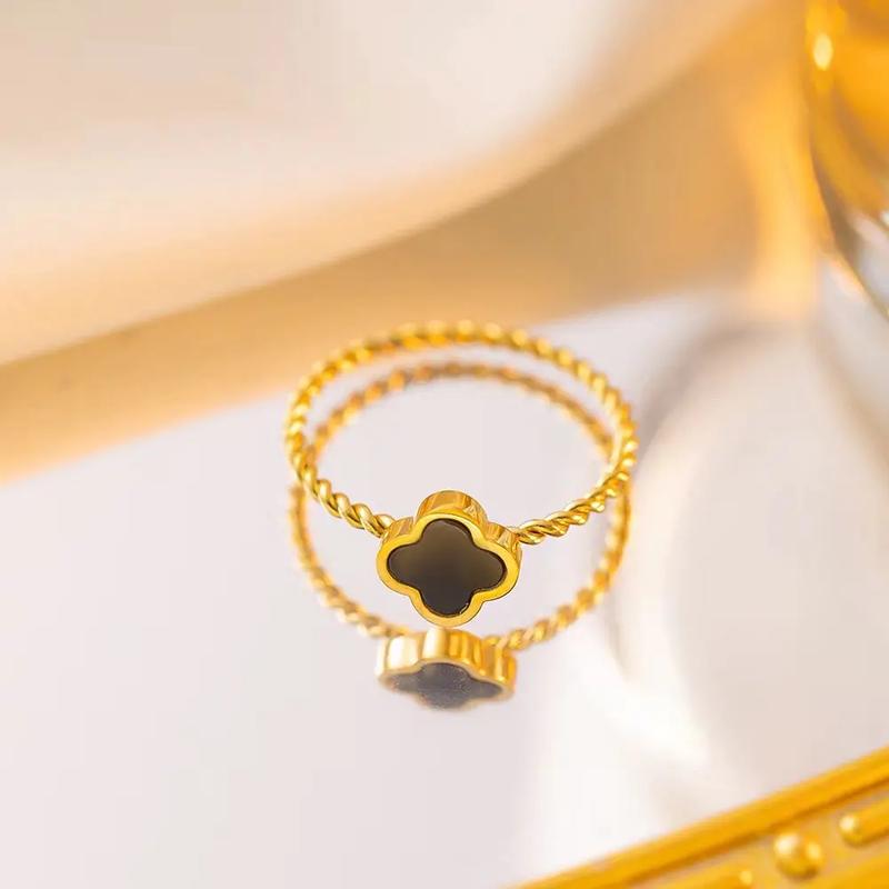 抖音里的戒指 四叶草