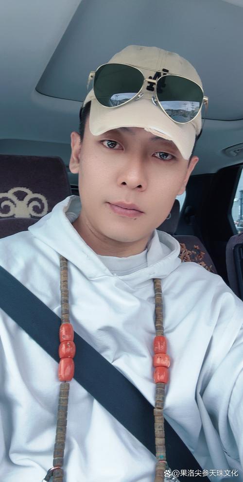 快手红人嘎啦嘎啦图片