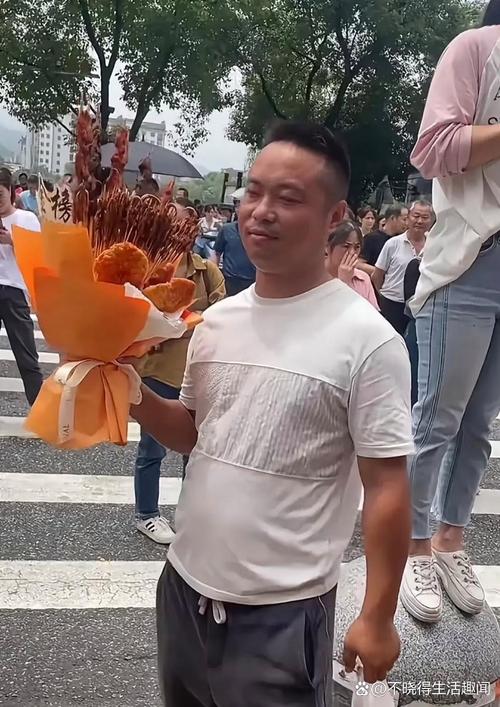 抖音上拿棒球棒打新郎