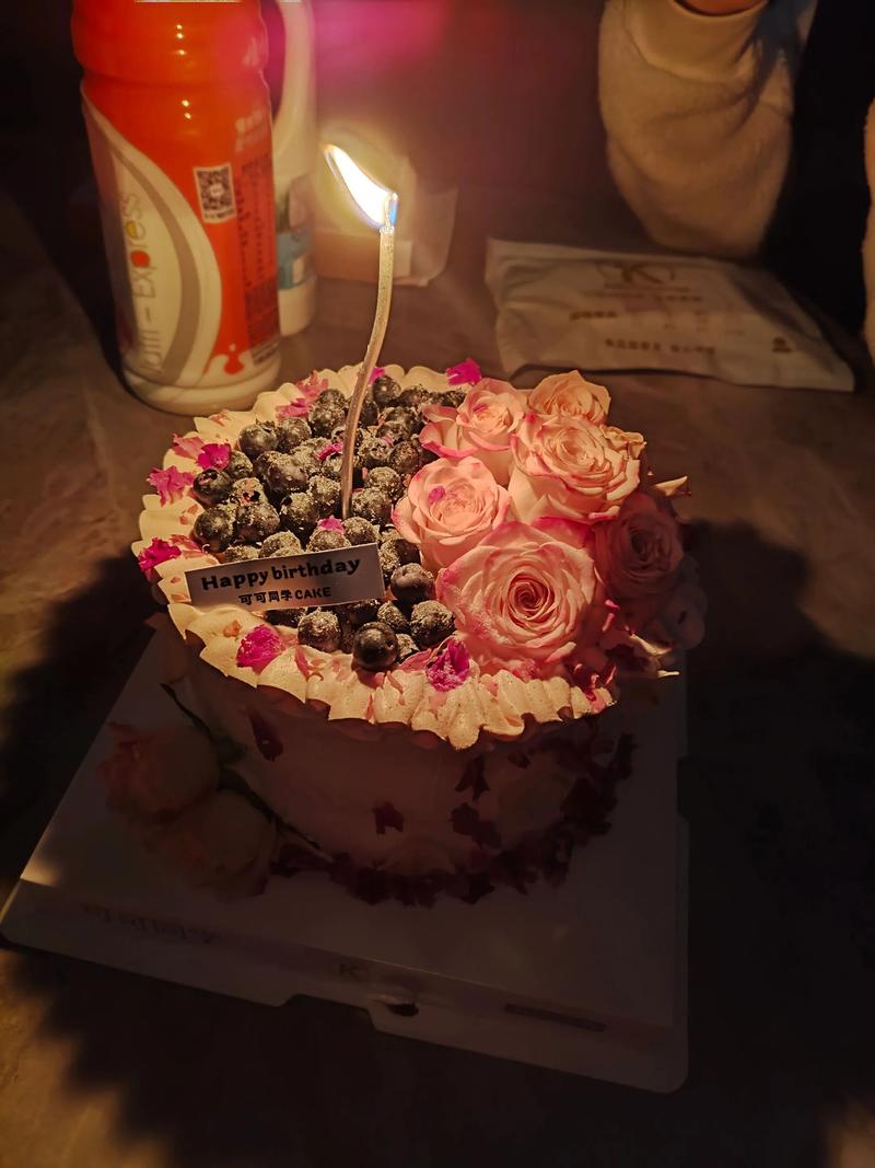 抖音同款生日蛋糕和花