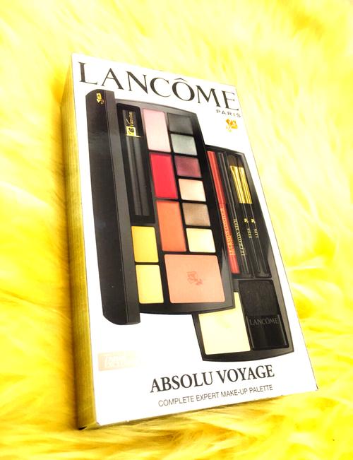 抖音火的化妆盒叫什么