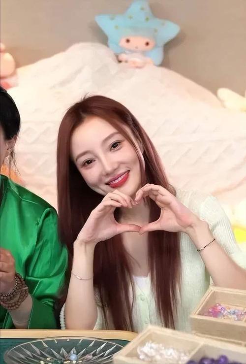 李小璐在哪个平台直播