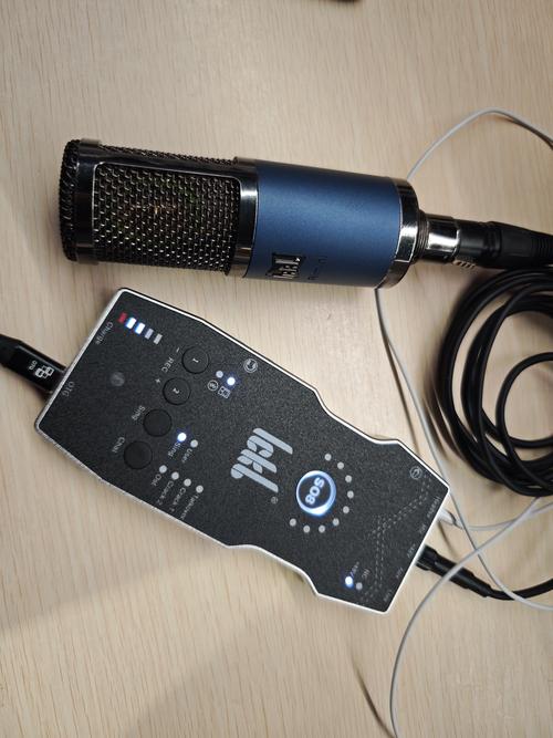 手机直播唱歌设备推荐