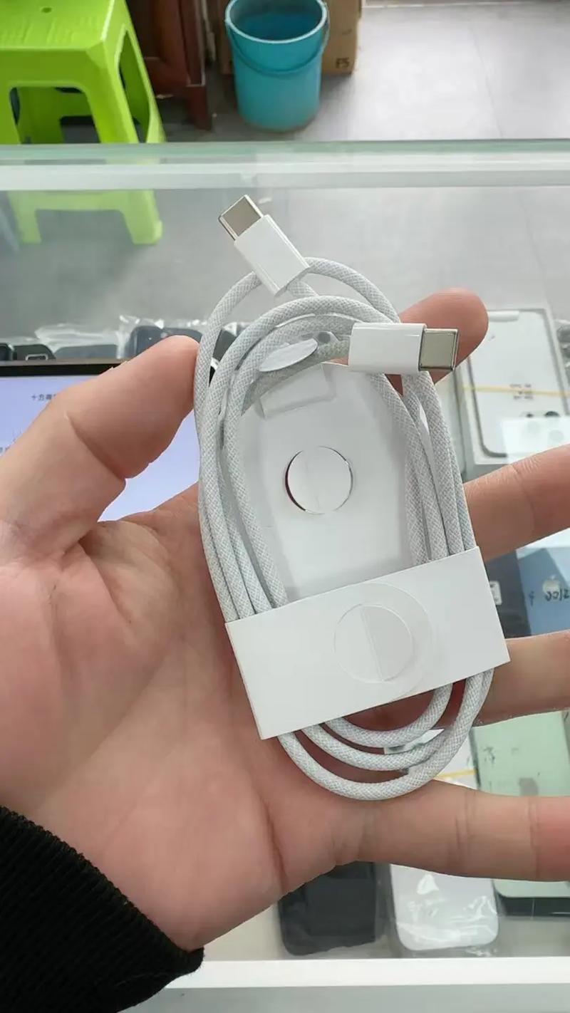 抖音上测评苹果数据线