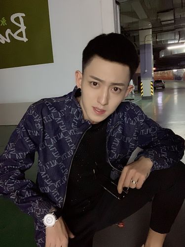 快手红人社会小伙图片