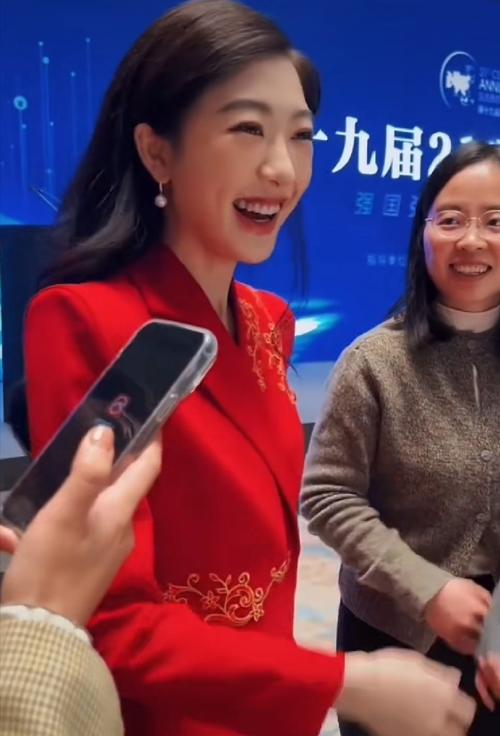 唐山直播50分主持人