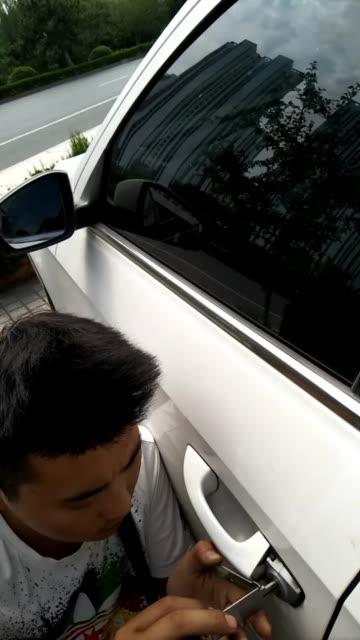 快手沈阳 开别人车门