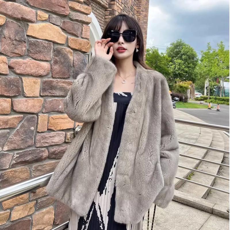 抖音女袄里面都是貂毛