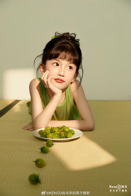 快手红人夏天图片小孩