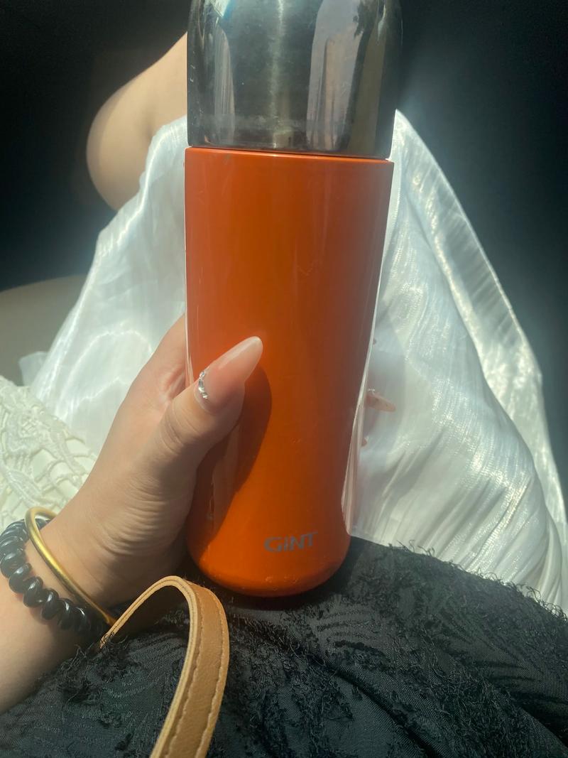 抖音显示温度的保温杯