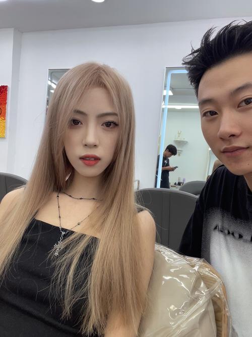 快手沈阳发型师快手号