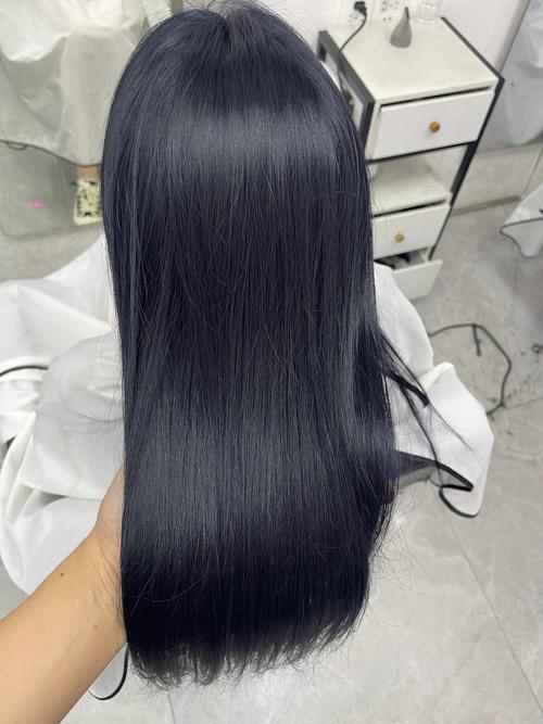 抖音最火的头发蓝黑色