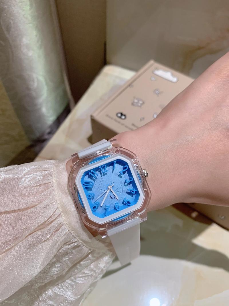 抖音经常晒的手表女款