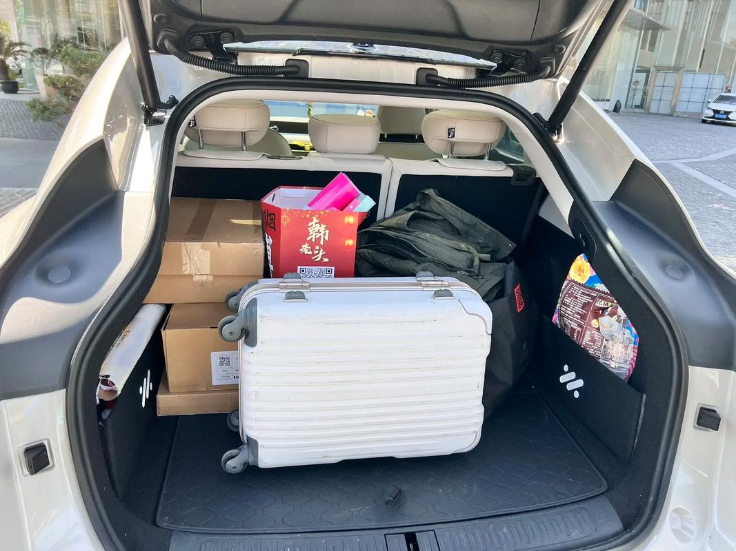 抖音车后备箱布置视频