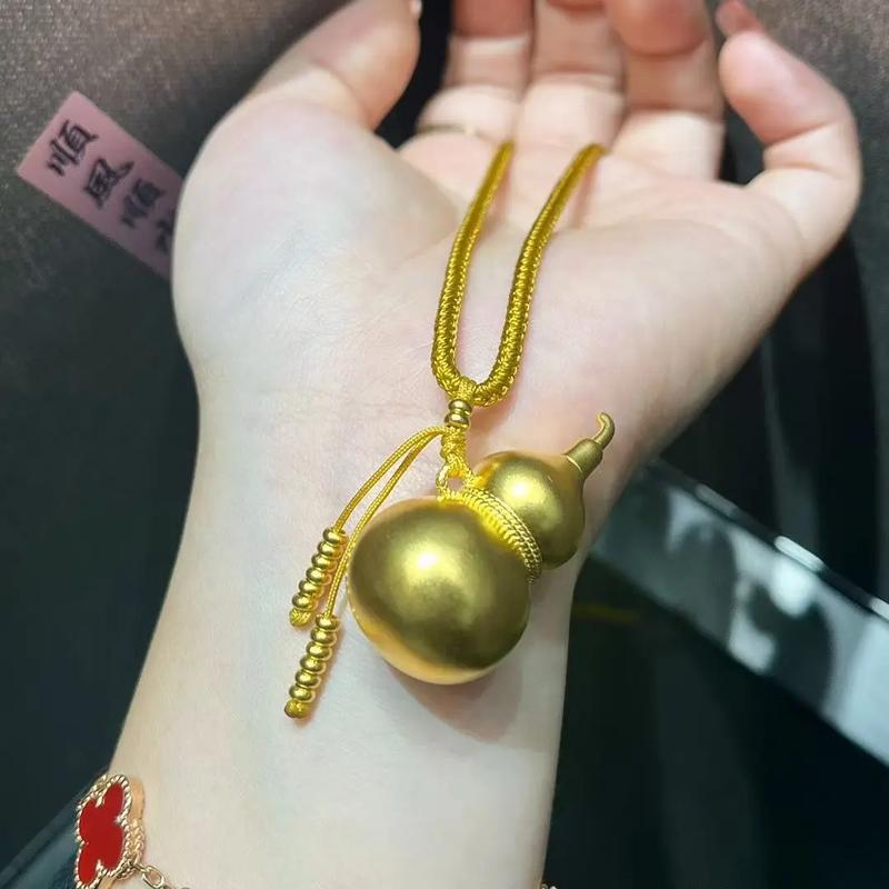 抖音火的小挂件挂照片