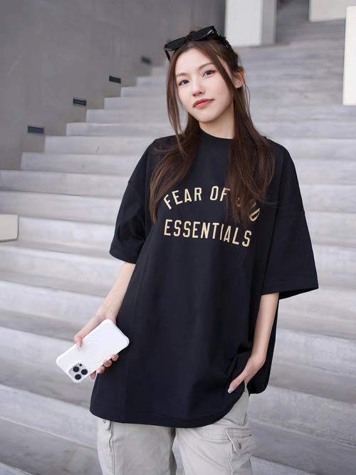 抖音温婉穿的t桖品牌