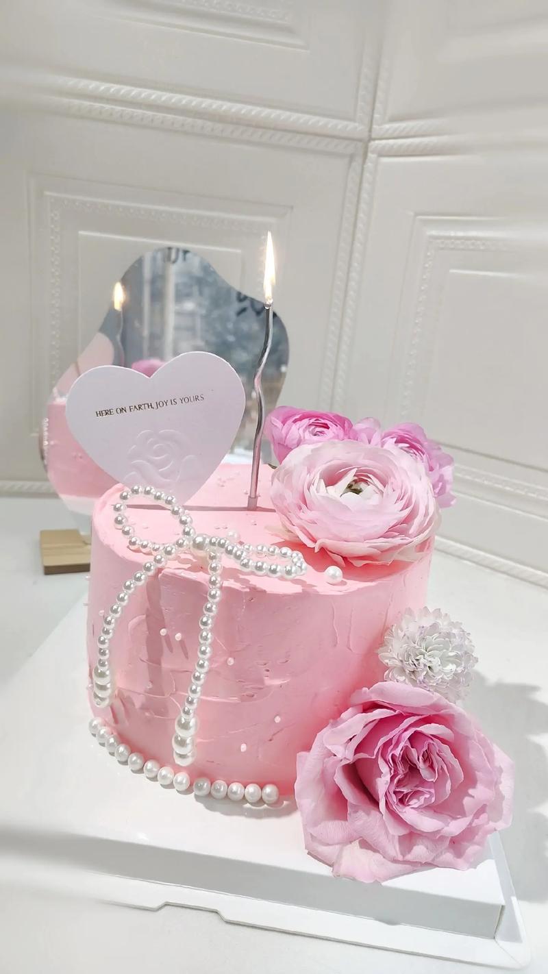 抖音同款粉色生日蛋糕