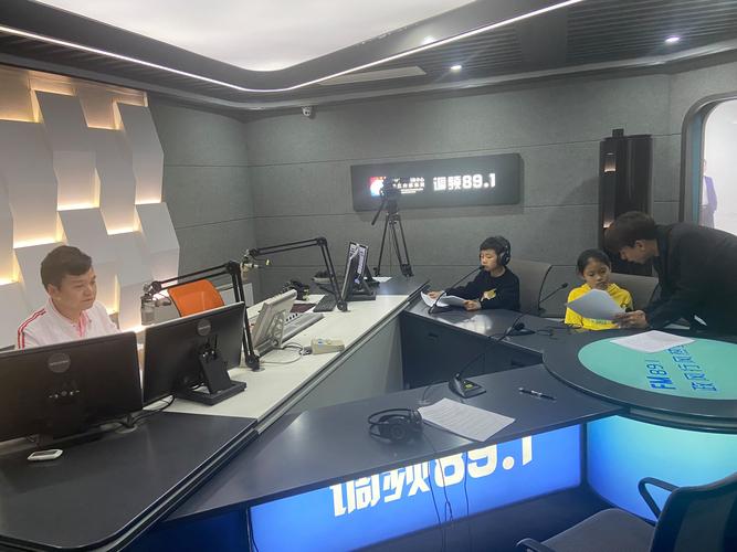 东江传媒网第一直播室