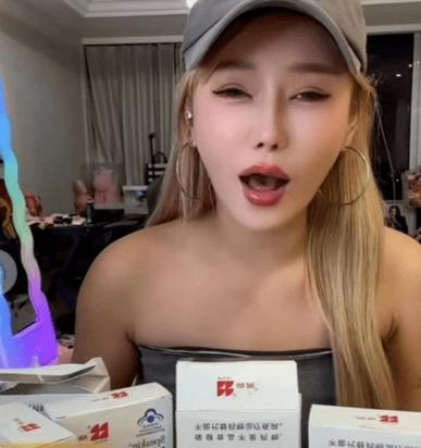 快手黑暗萝莉大美出轨