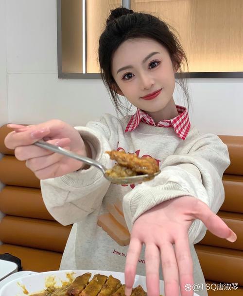 快手红人赵中阁女朋友