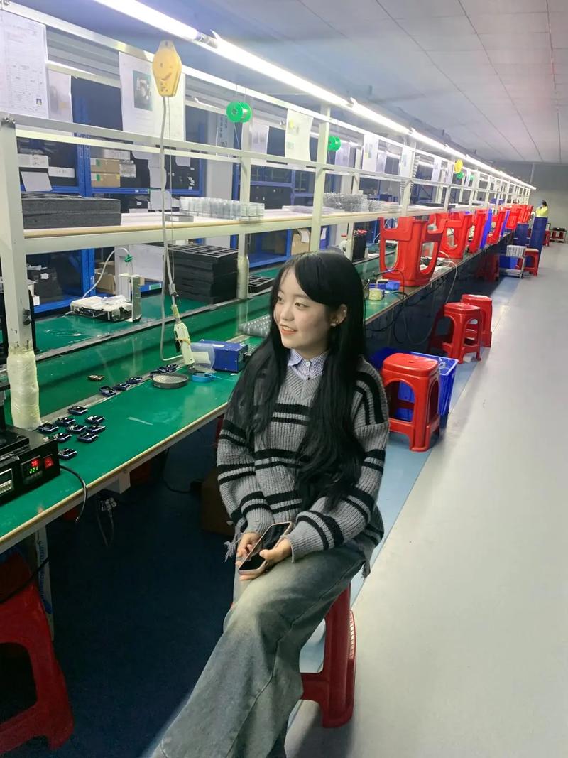 快手美女在电子厂上班