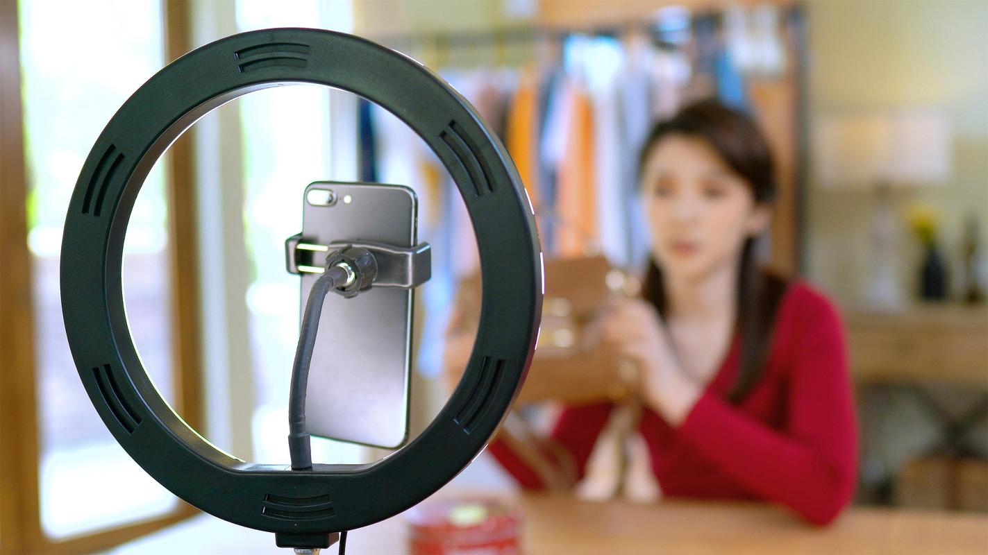 网络直播与网络主播