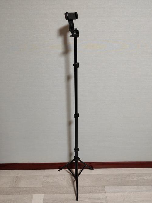 手机直播架子多少钱