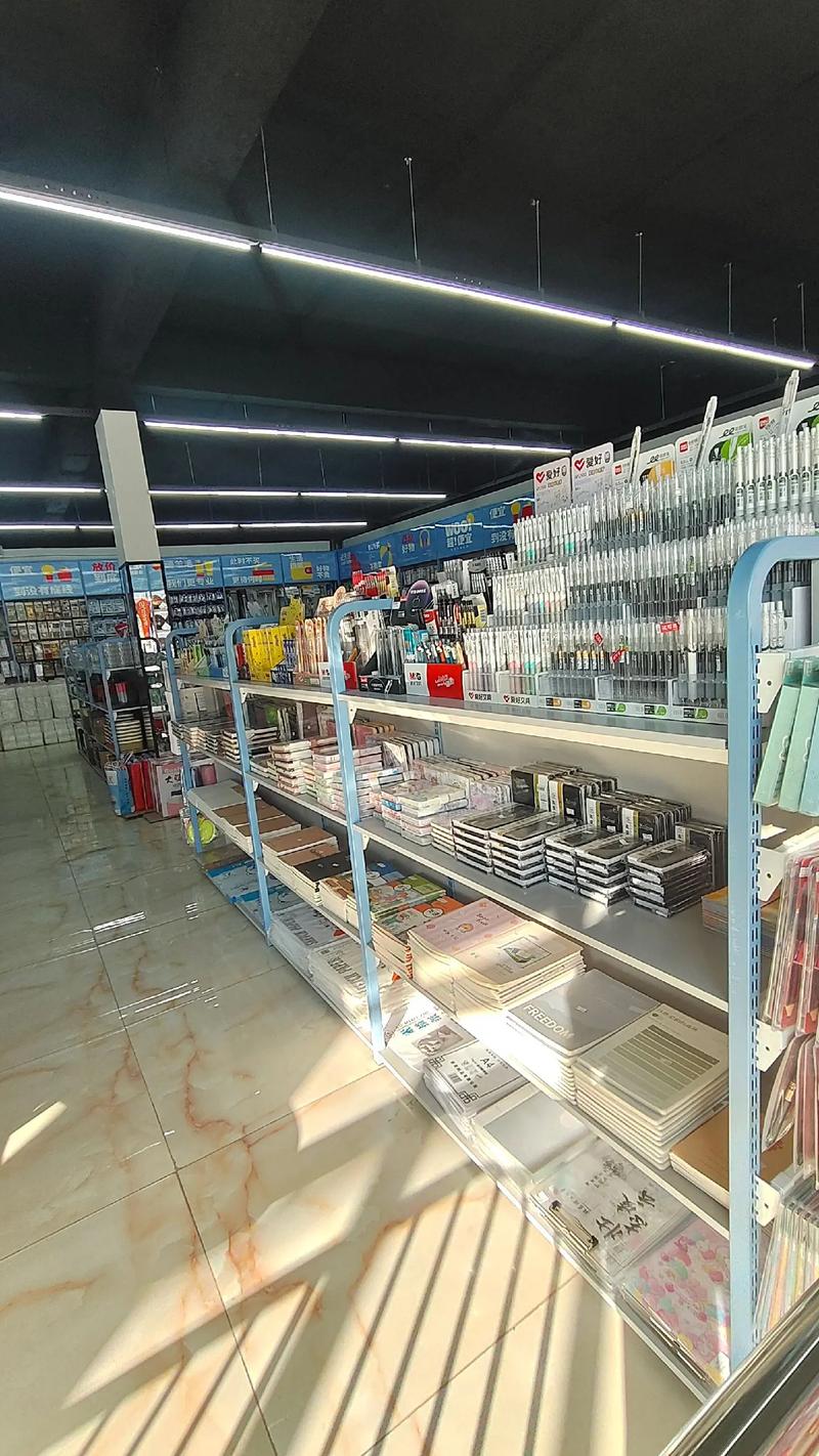 日用品实体店与抖音