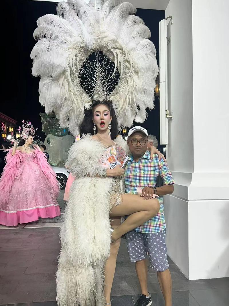 桃花宝宝李美人快手号