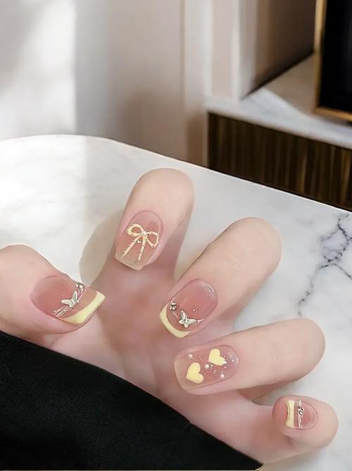 抖音上可安的美甲片