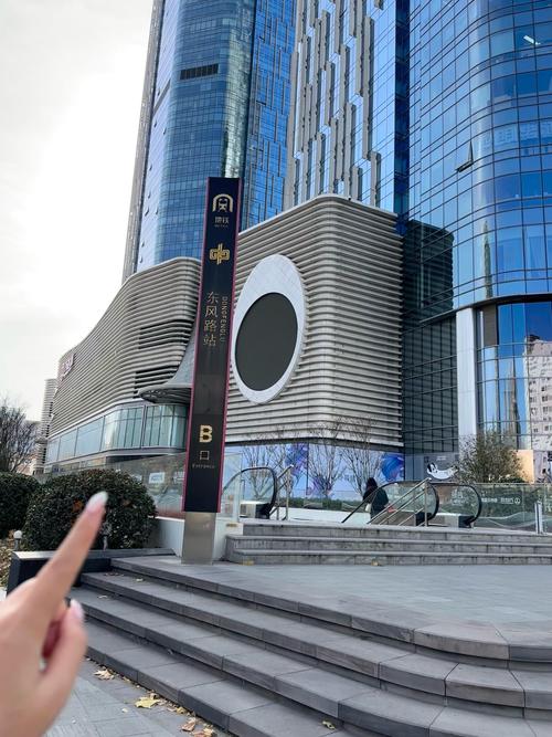 抖音上郑州一个商场