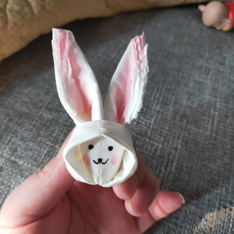 抖音用餐巾纸叠兔子