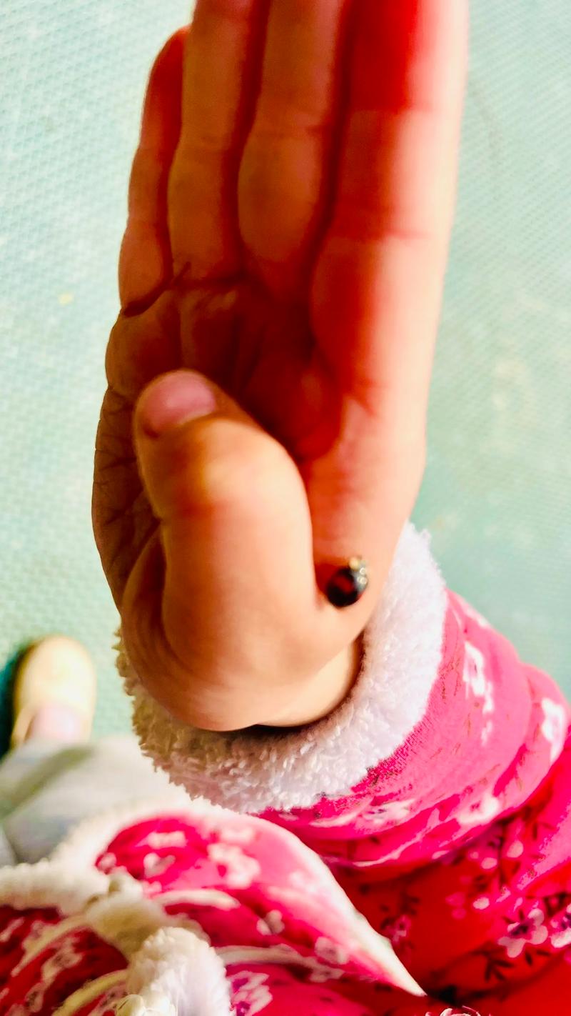 抖音里手印七星瓢虫