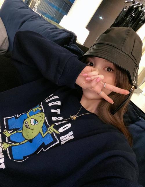 宜宾网红雪梨姐直播