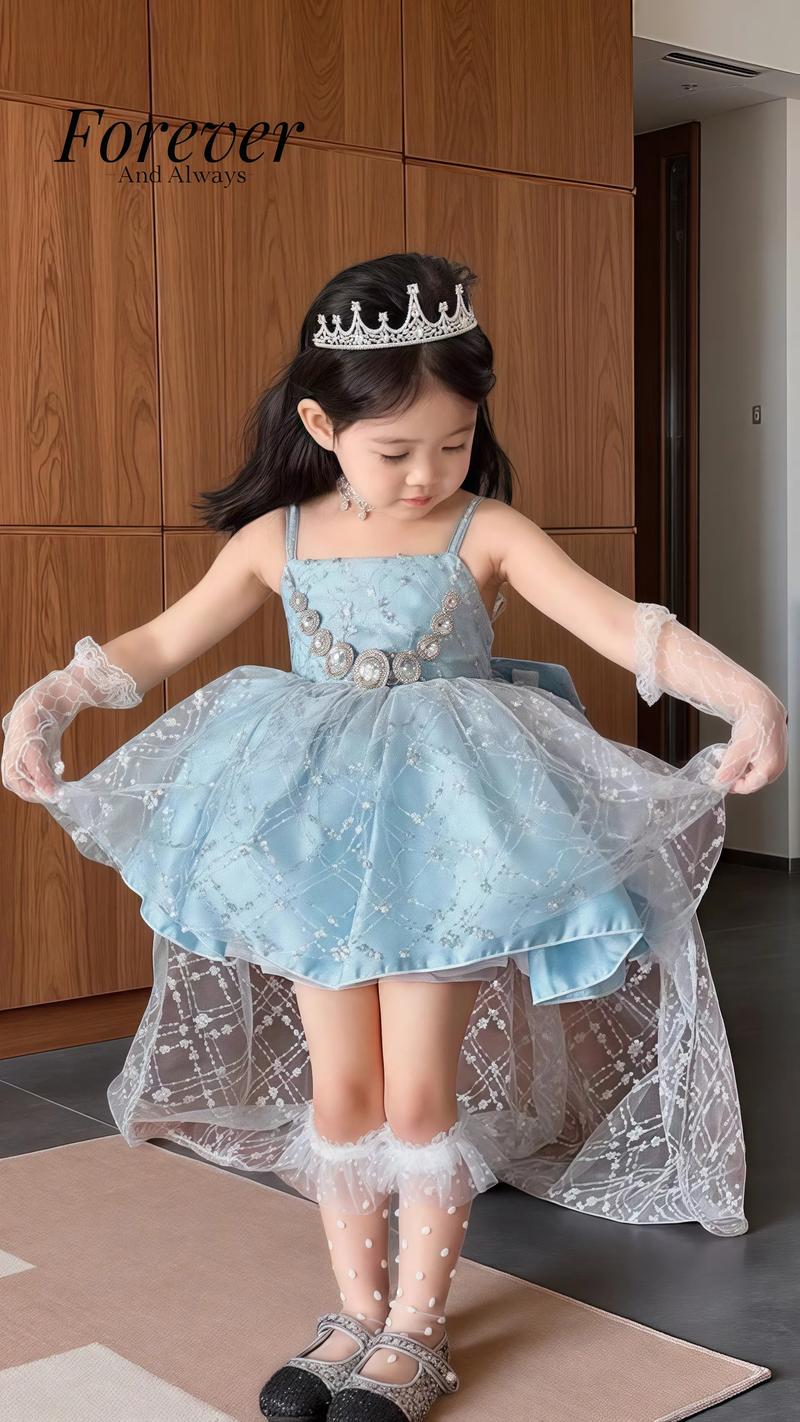 抖音上的少女蓬蓬裙