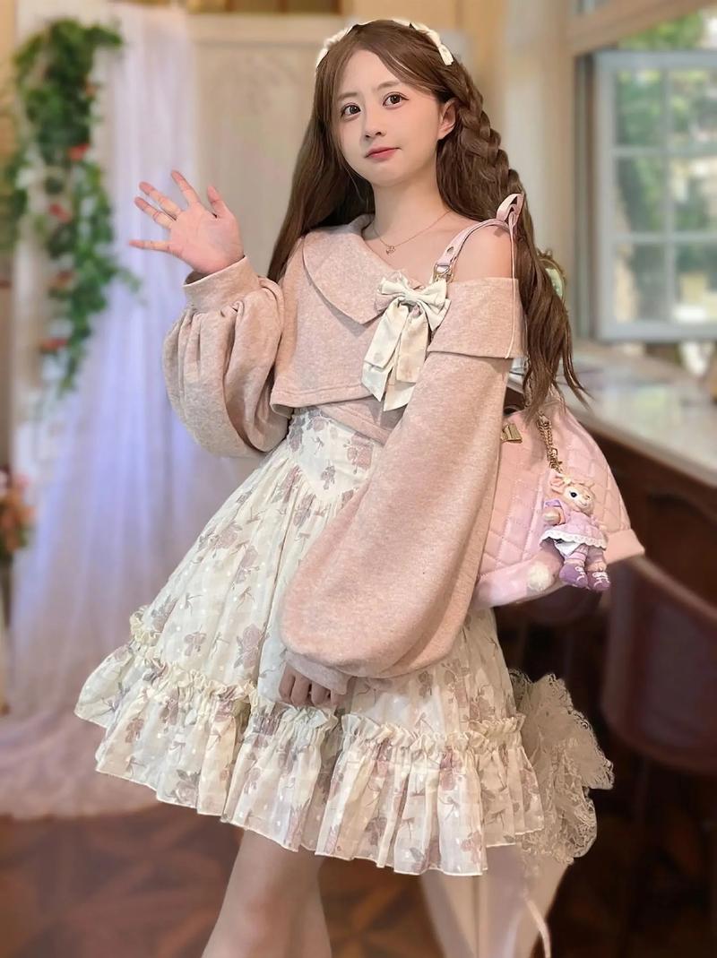 抖音上的少女蓬蓬裙